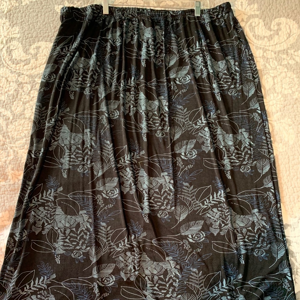 🎀Matching Top/Skirt Set🎀 - Picture 4 of 8